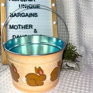 🐰 Easter Bunny Field Pail Metal Bucket Tin Pail.